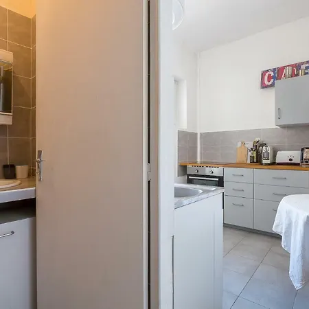 Cosy In A Cosmopolitan District Apartment Lyon